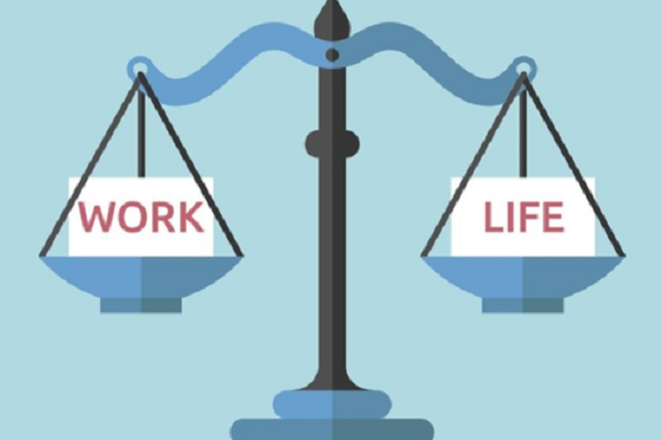 86% Professionals Believe Hybrid Work Is Essential For Work Life Balance: Report 