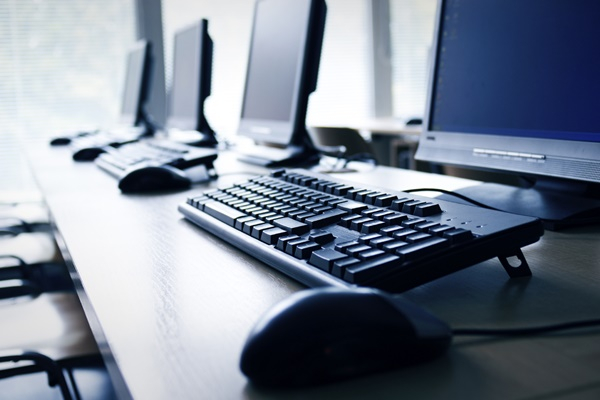 1 in 2 employees think their PCs are outdated: Report